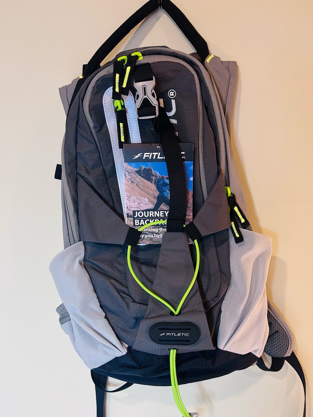 Fitletic Journey Backpack Hydration System 11 Liter Hydrid Daypack 2L  Reservoir